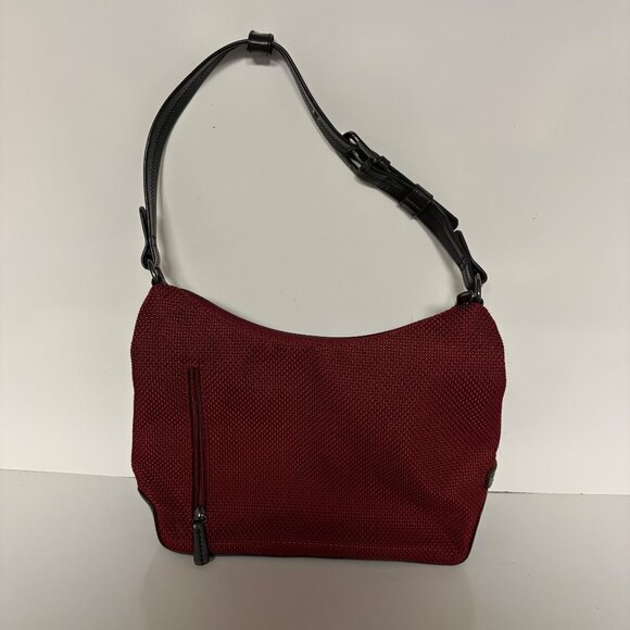 The Sak Maroon Textured Shoulder Bag Black Faux Leather Accents Adjustable Strap - Picture 1 of 7